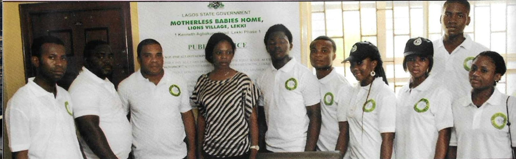 Volunteers and beneficiaries gathered together